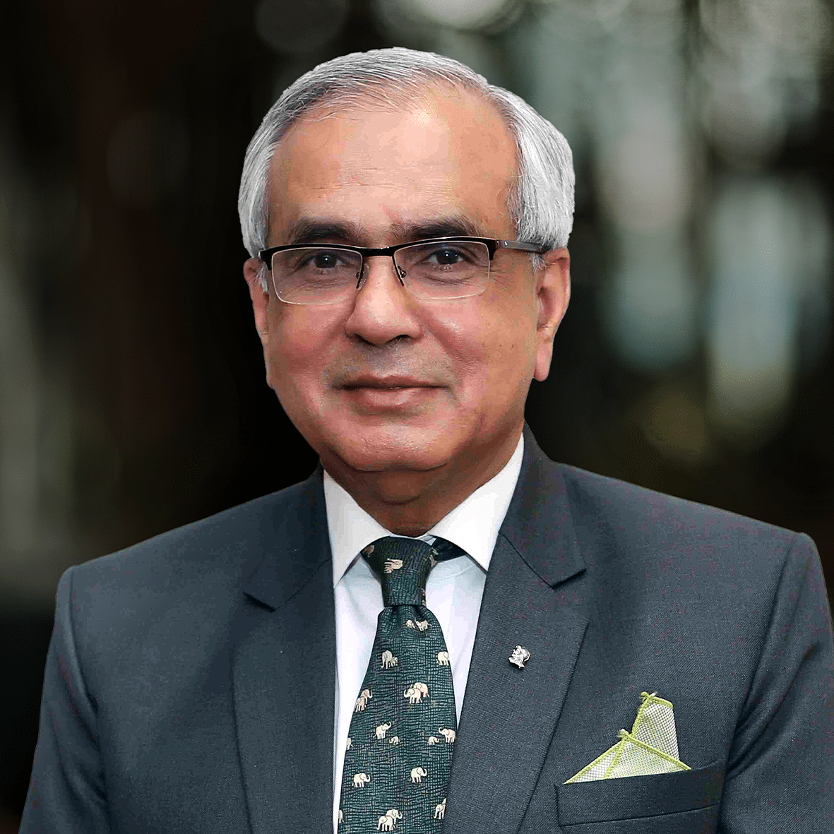 Dr. Rajiv Kumar